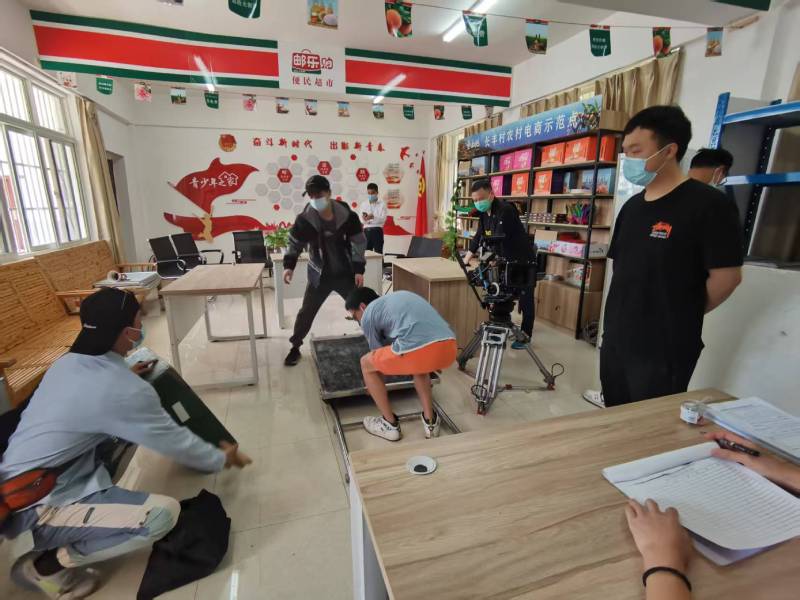 贵池区广告片拍摄公司：极简主义践行者，少即是多的视觉哲学